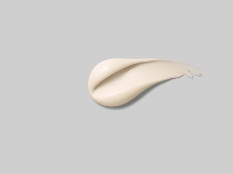 HSR LIFTING CREAM RICH:Crema antiarrugas reafirmante piel MUY SECA - Imagen 3